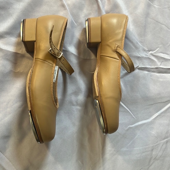 Bloch tan tap shoes size 4 kids - Picture 2 of 15